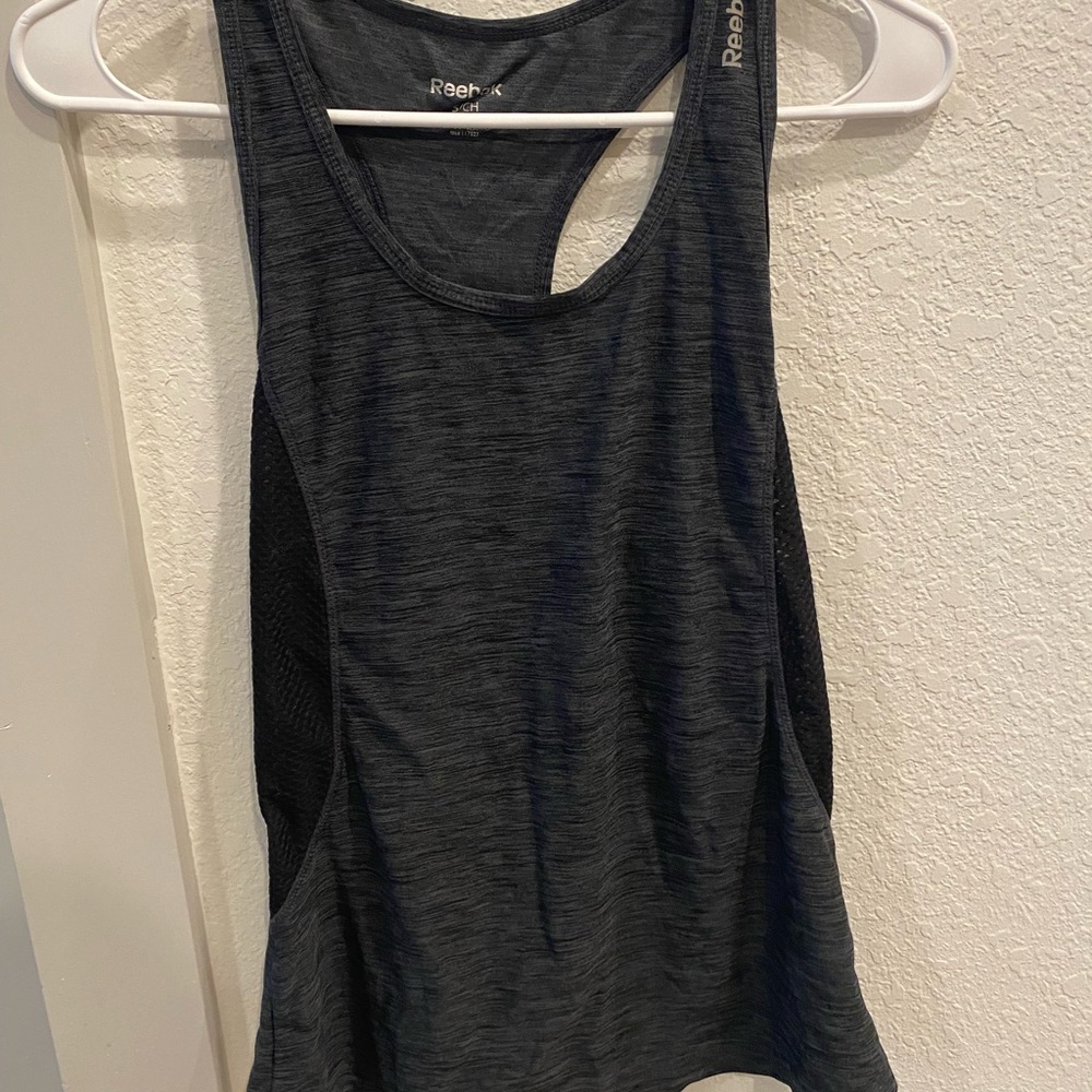 Reebok Gray Sleeveless Relaxed Cut Out Tank Top